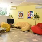 Compass ホテル 4*