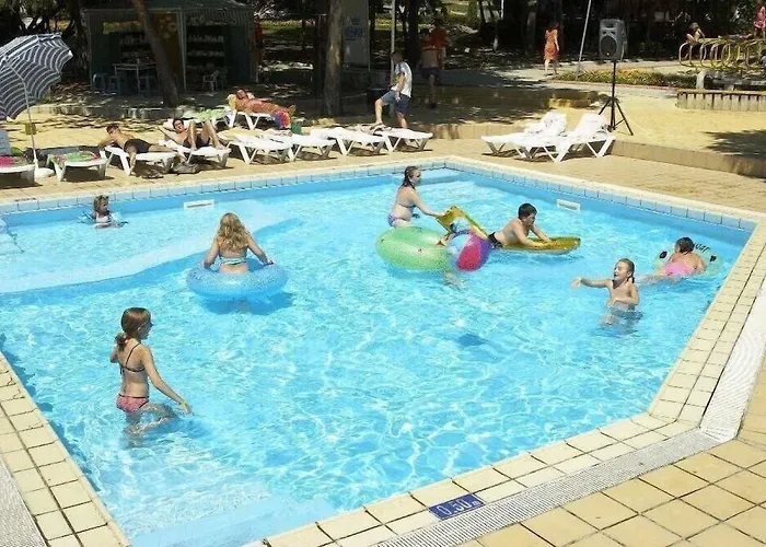 ホテル Compass アルベナ