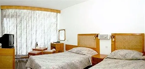 Compass ホテル 4*