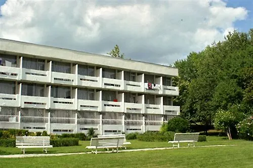 Compass 4* アルベナ