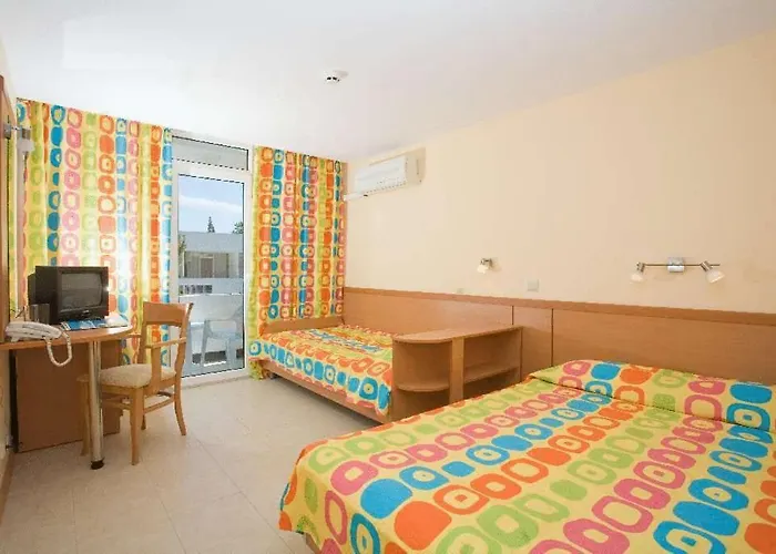 ホテル Compass アルベナ