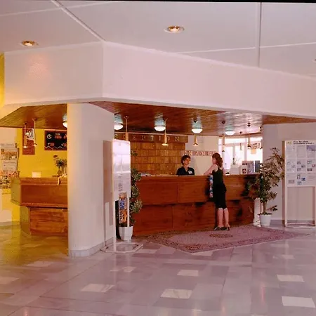 Kompas Hotel 3*