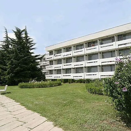 Compass 4* Albena