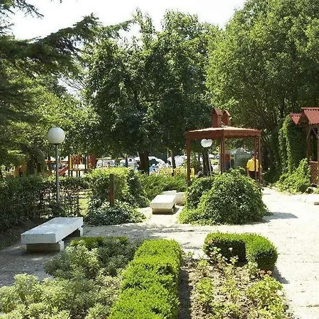 Ξενοδοχείο Compass 4*