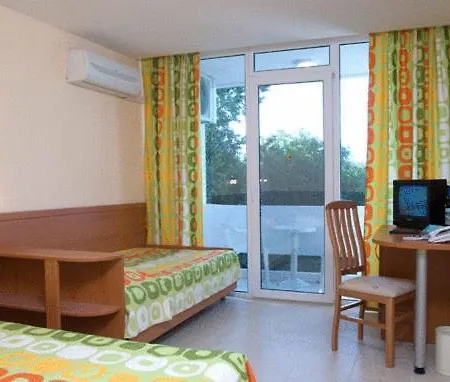 Hotel Kompas 3*